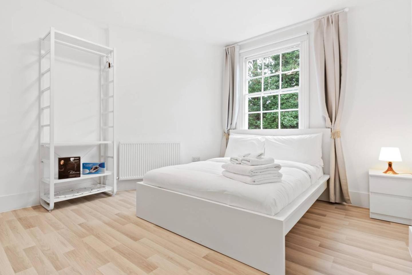 Airy Spacious 1 Bedroom Aprtment With Garden In Brixton London Exterior photo