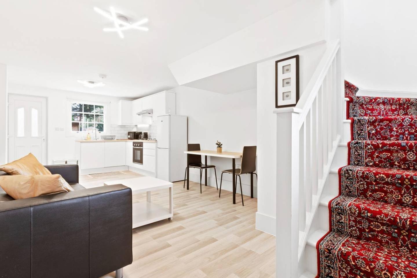 Airy Spacious 1 Bedroom Aprtment With Garden In Brixton London Exterior photo